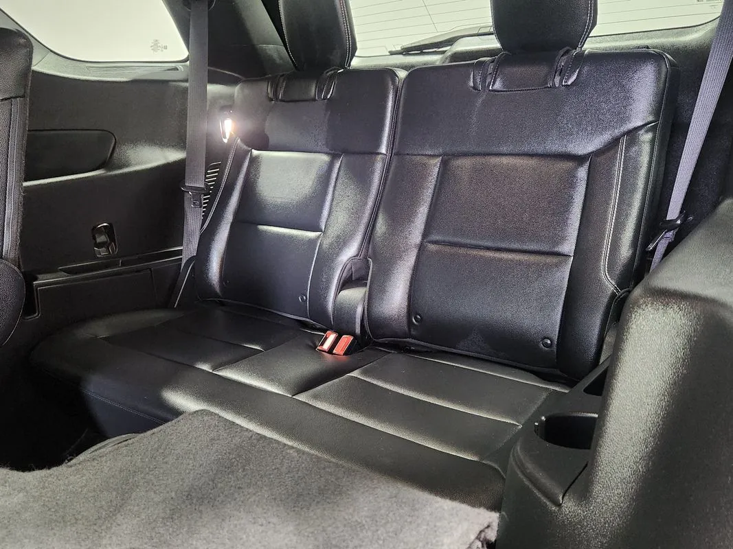 2022 Ford Explorer ST - Photo 14