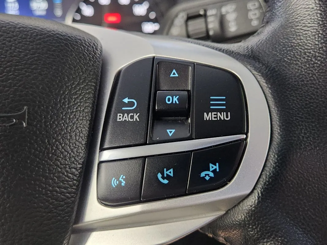 Ford Explorer photo 19