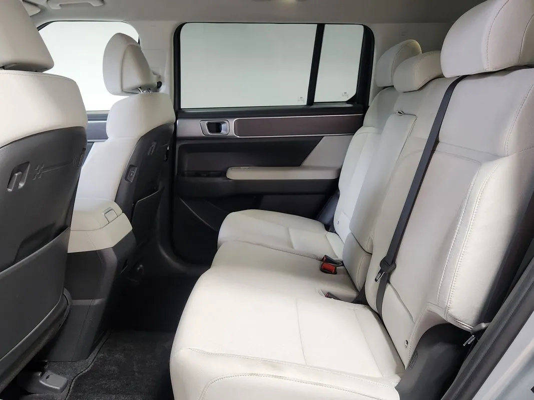 Hyundai Santa Fe photo 13