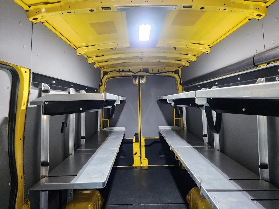 Ford Transit-350 photo 15