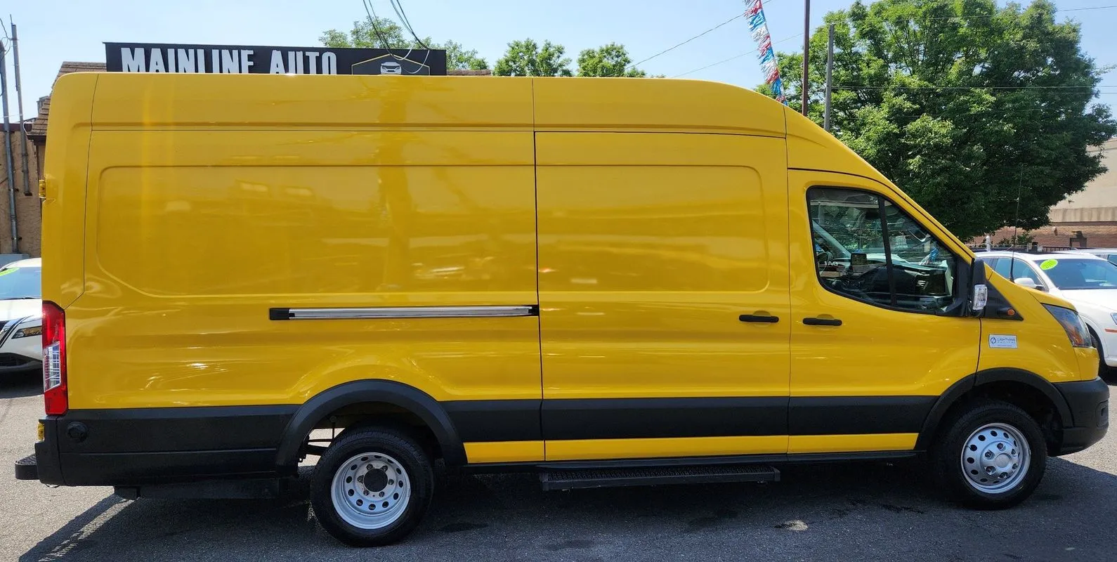 Ford Transit-350 photo 6