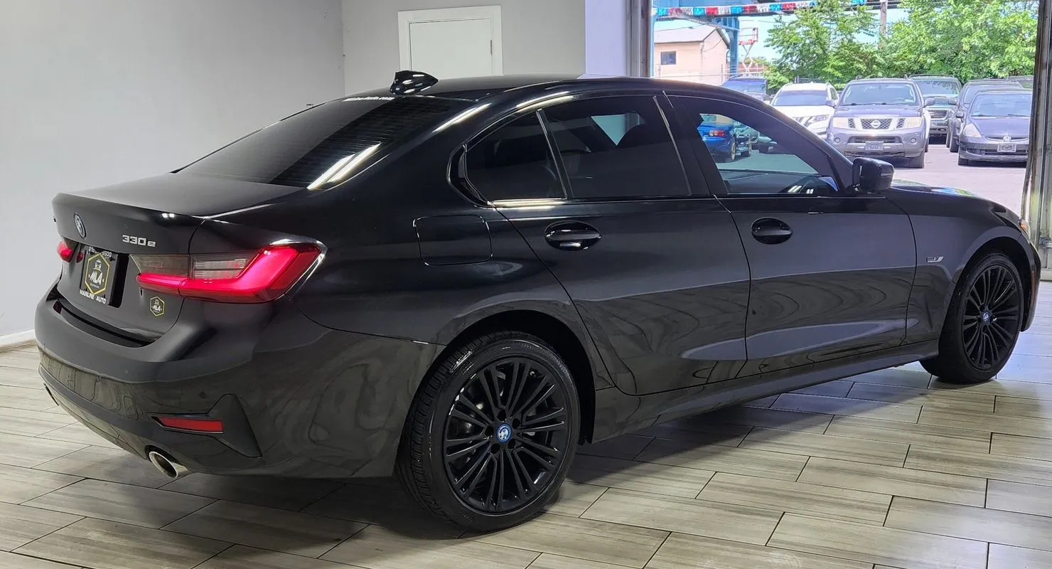 More photos of 2022 BMW 330e xDrive at Torresdale Ave, PA