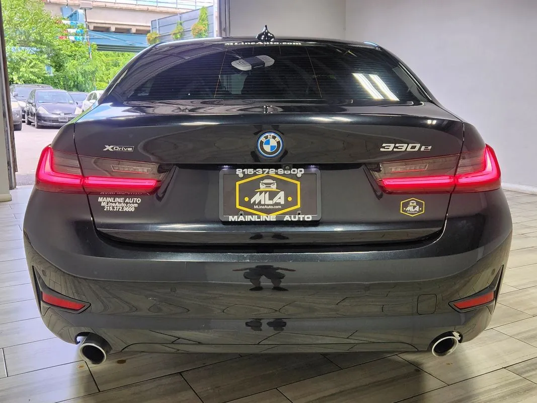 More photos of 2022 BMW 330e xDrive at Torresdale Ave, PA