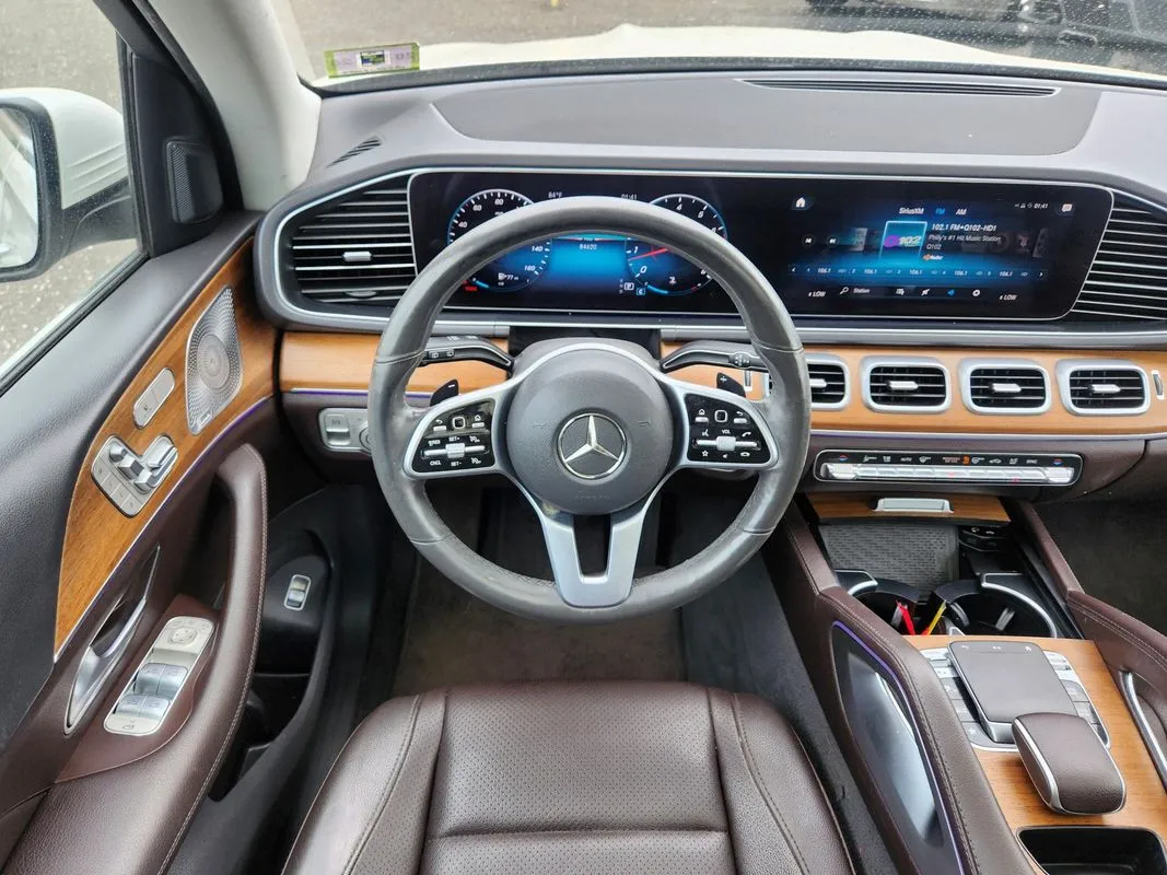 Mercedes-Benz GLE photo 18