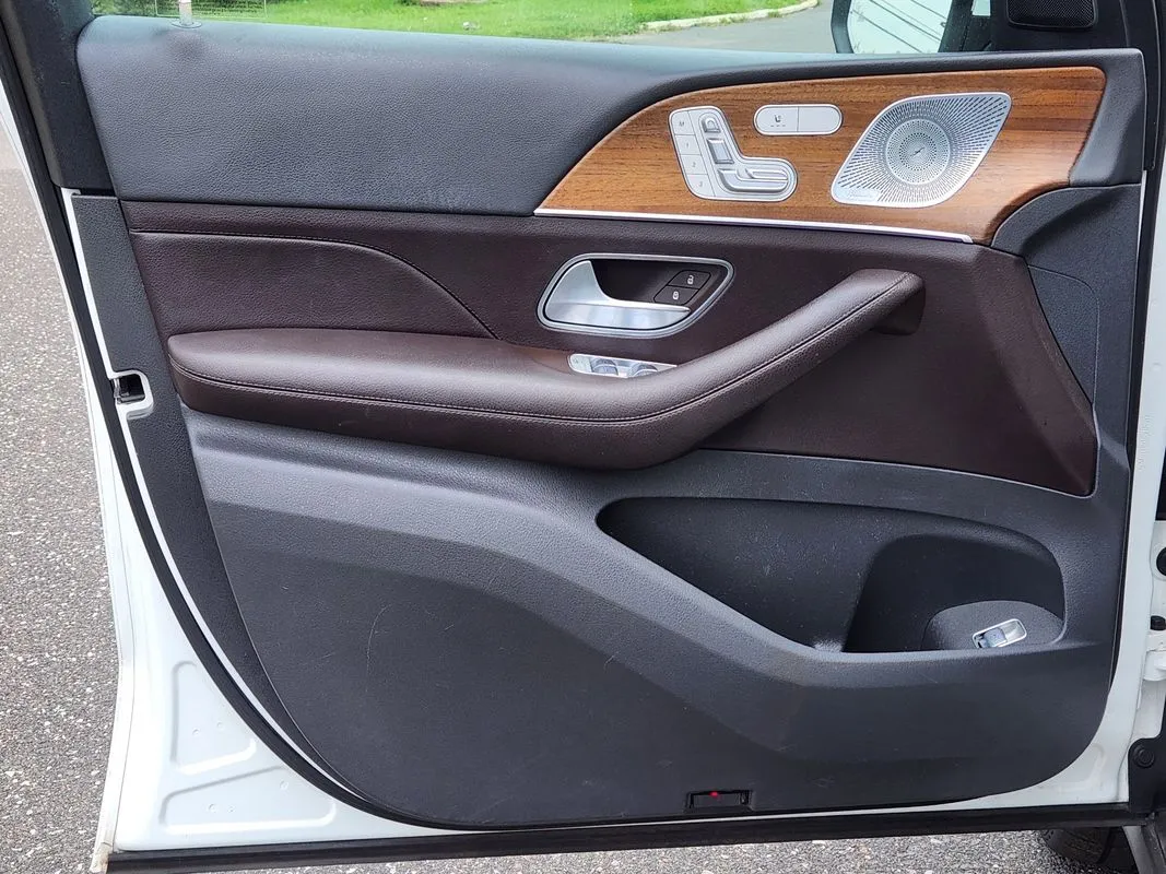 Mercedes-Benz GLE photo 10