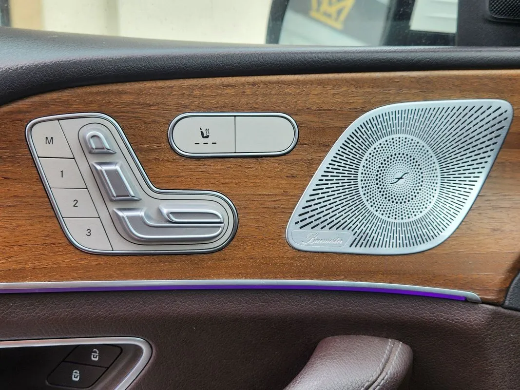Mercedes-Benz GLE photo 34