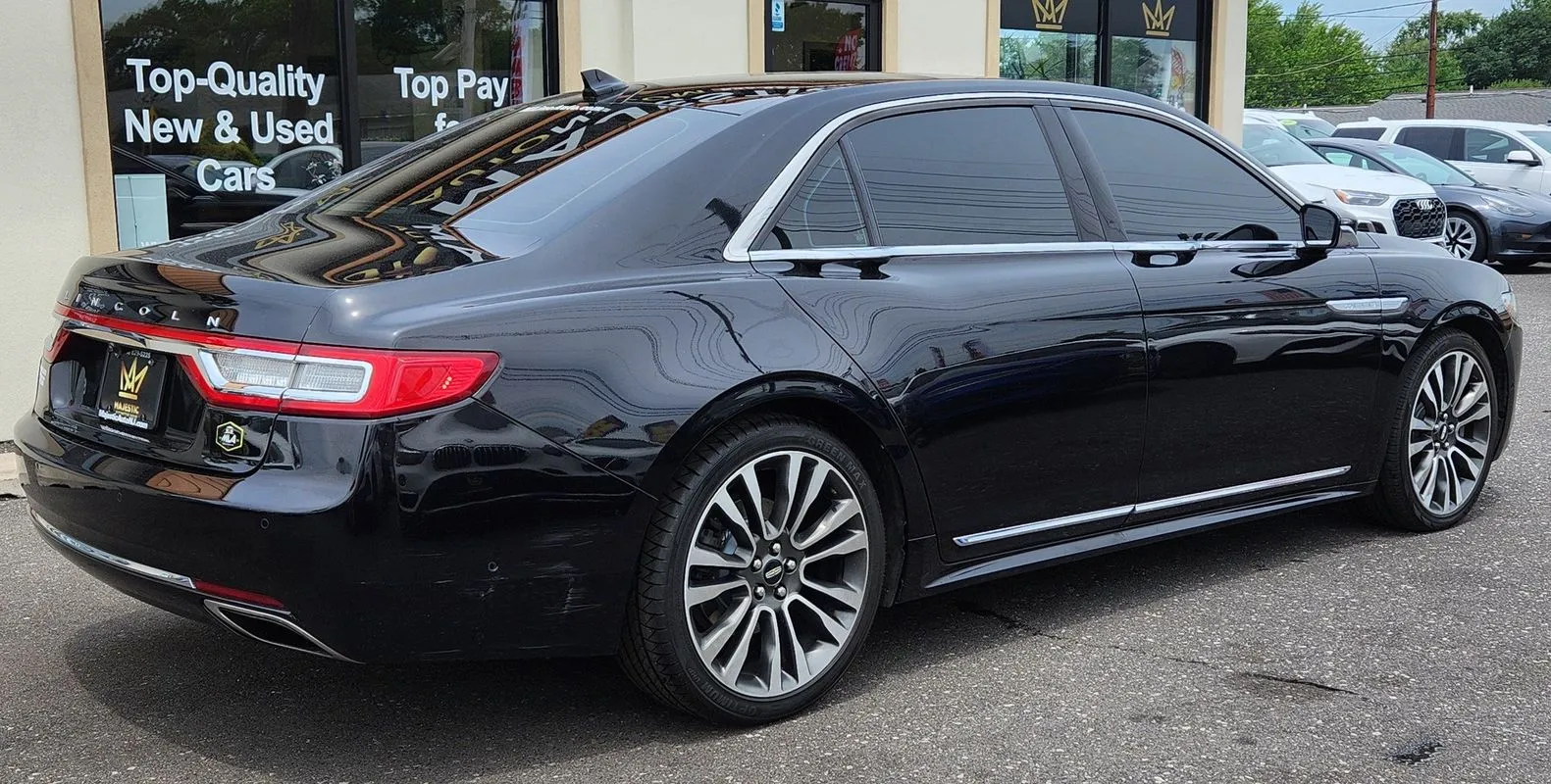 More photos of 2020 Lincoln Continental Reserve at Torresdale Ave, PA