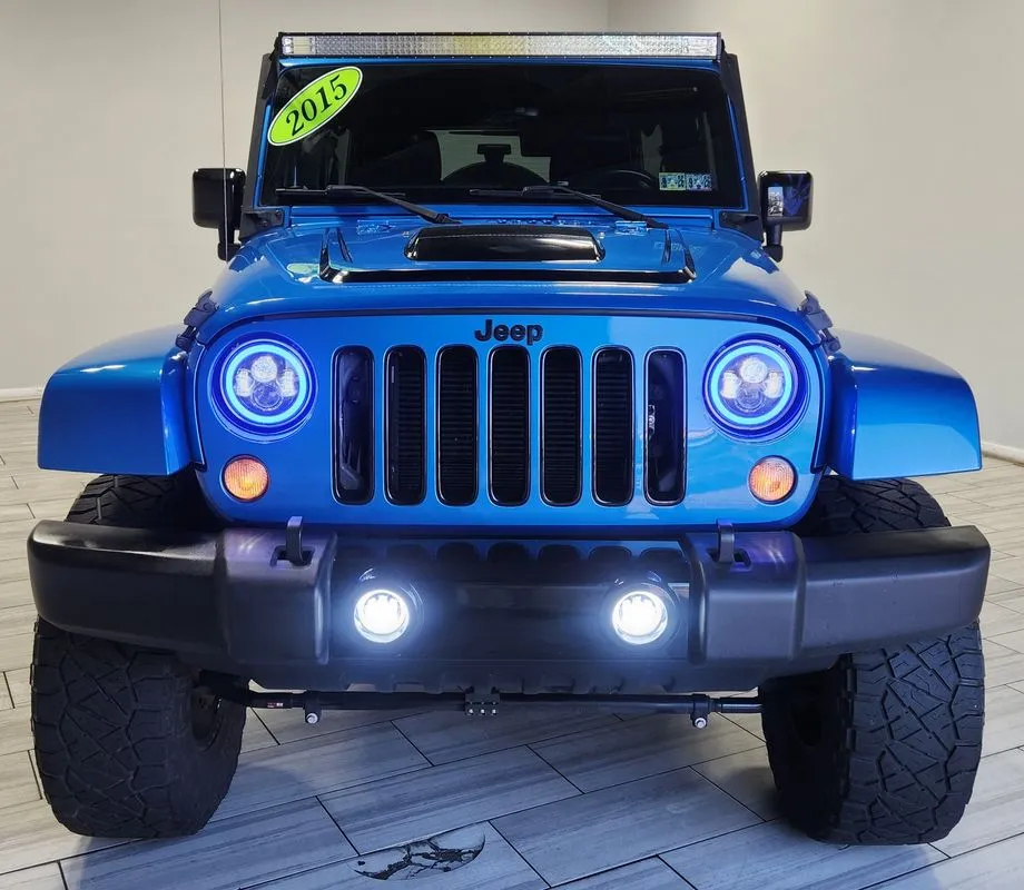 Jeep Wrangler photo 8
