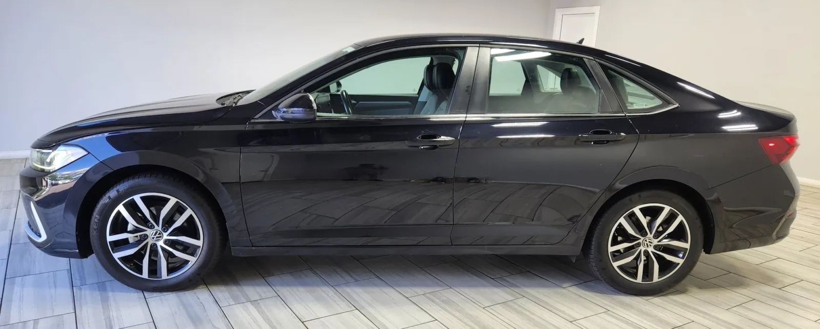 Photos of 2025 Volkswagen Jetta 1.5T SE for sale in Philadelphia, PA at Torresdale Ave
