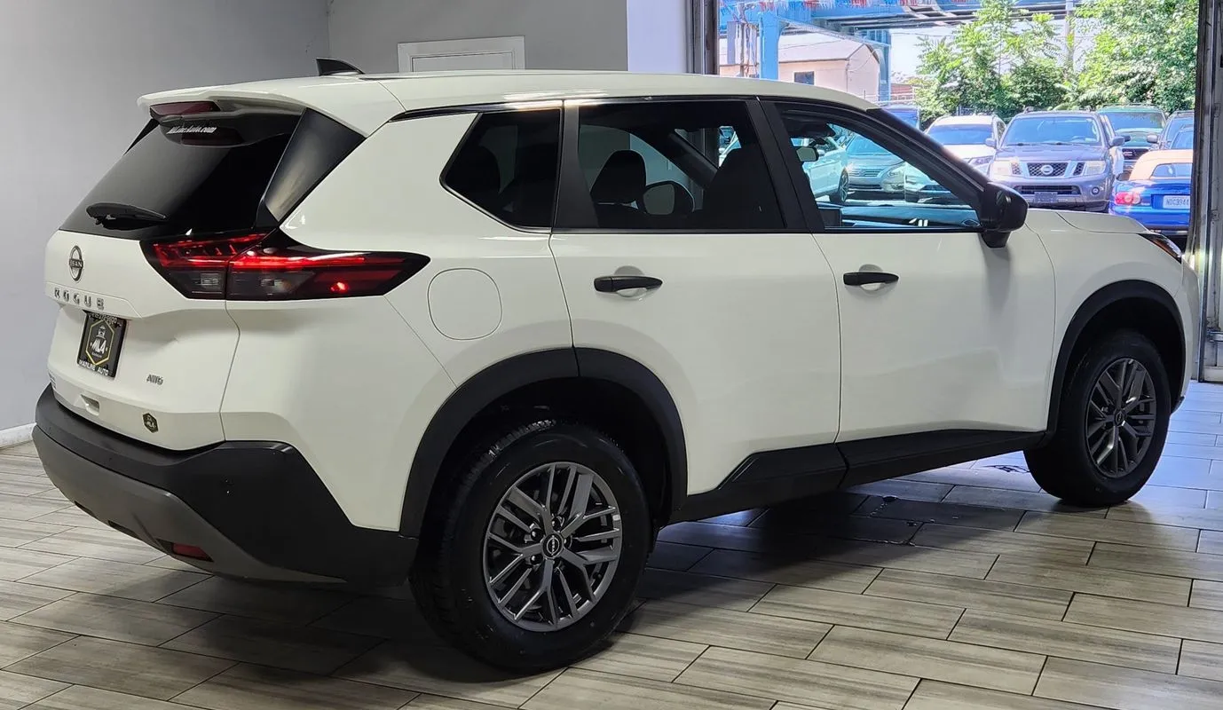More photos of 2023 Nissan Rogue S Intelligent AWD at Torresdale Ave, PA