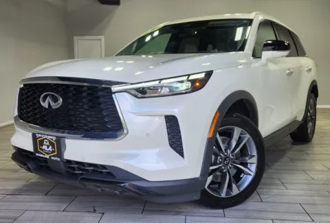White 2023 INFINITI QX60 LUXE AWD for sale in Philadelphia, PA