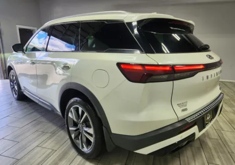 Another view of 2023 INFINITI QX60 LUXE AWD for sale in Philadelphia, PA at Torresdale Ave