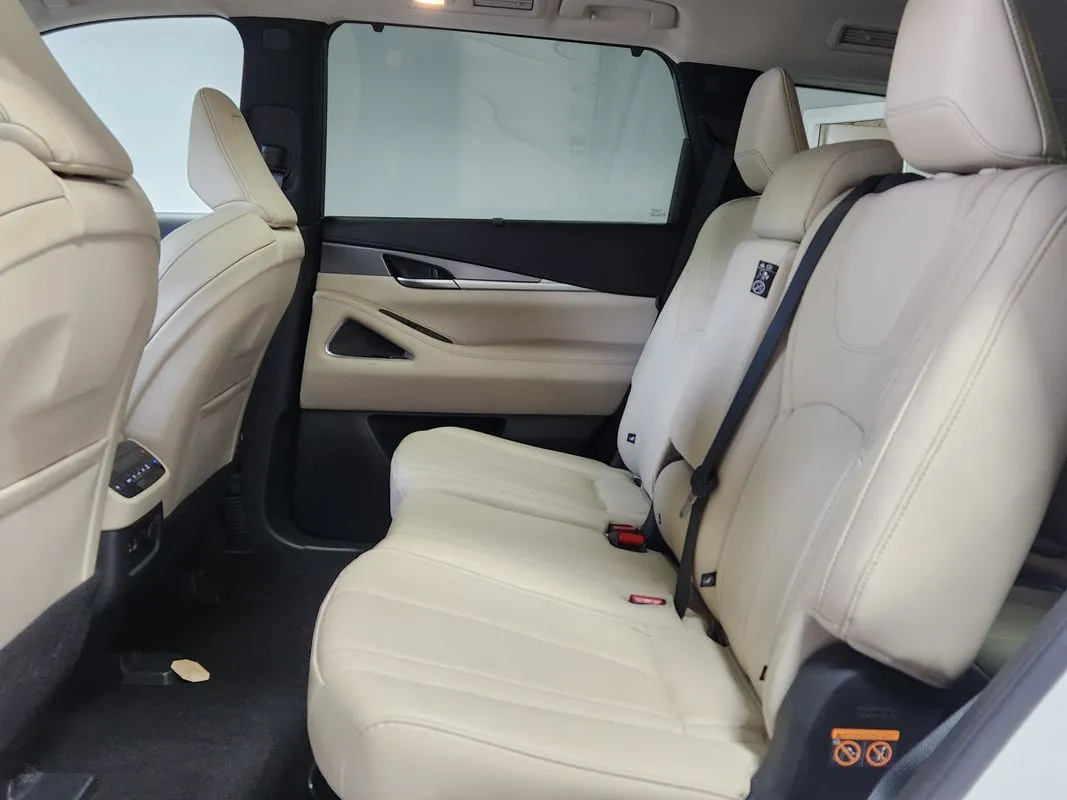 Infiniti QX60 photo 13