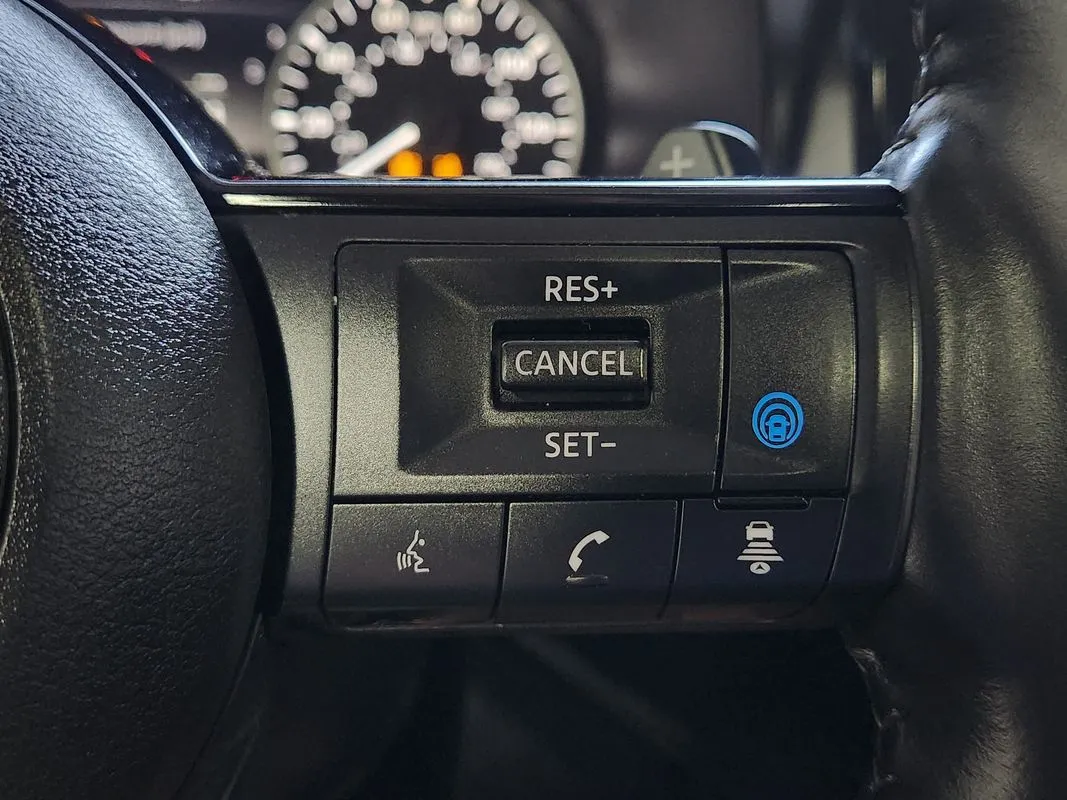 Nissan Pathfinder photo 20