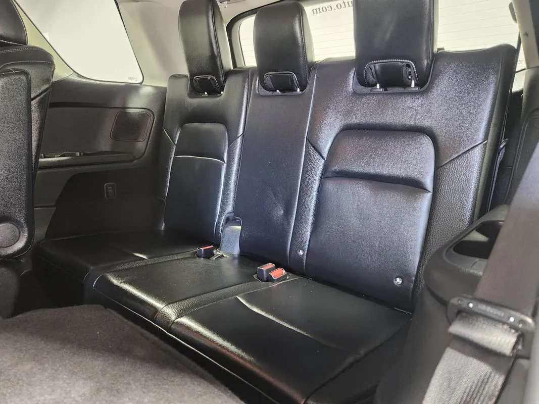 Nissan Pathfinder photo 14