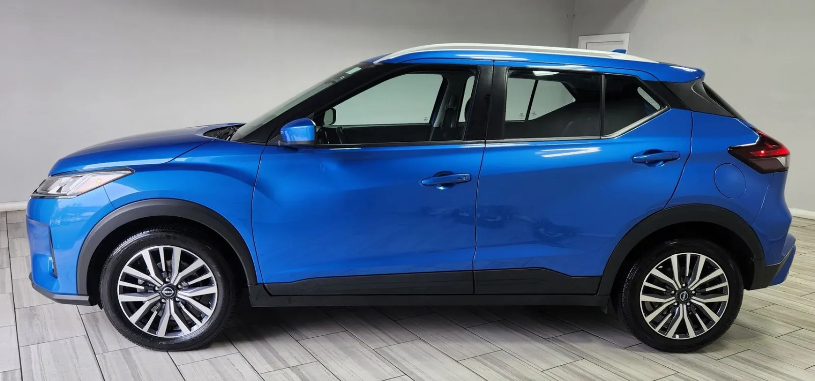 Photos of 2023 Nissan Kicks SV Xtronic CVT for sale in Philadelphia, PA at Torresdale Ave