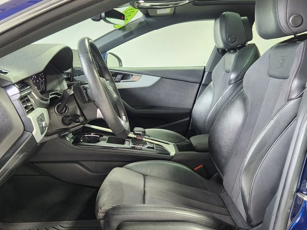 Audi A5 photo 11