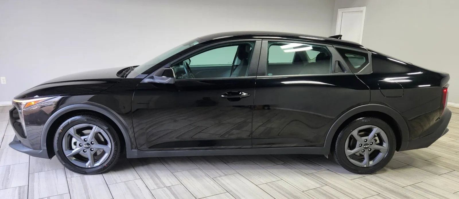 Photos of 2025 Kia K4 LXS for sale in Philadelphia, PA at Torresdale Ave