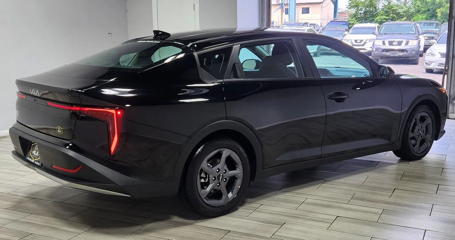 More photos of 2025 Kia K4 LXS at Torresdale Ave, PA
