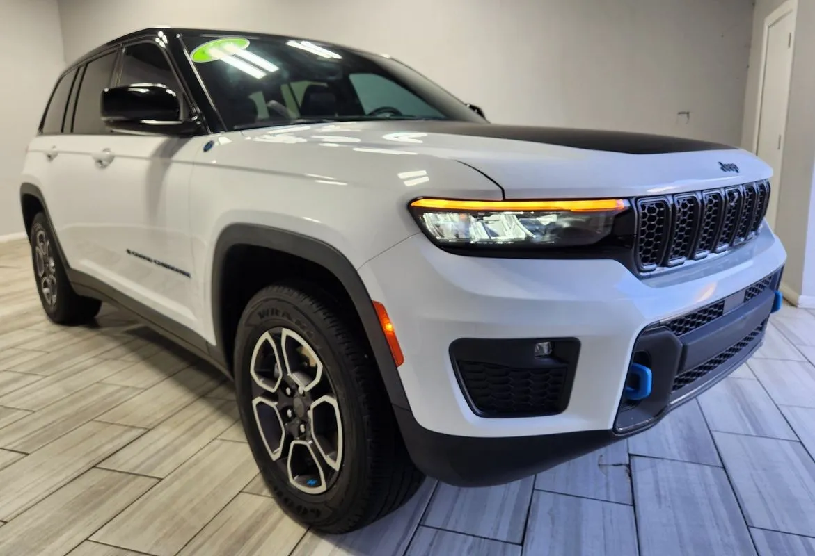 Jeep Grand Cherokee photo 7