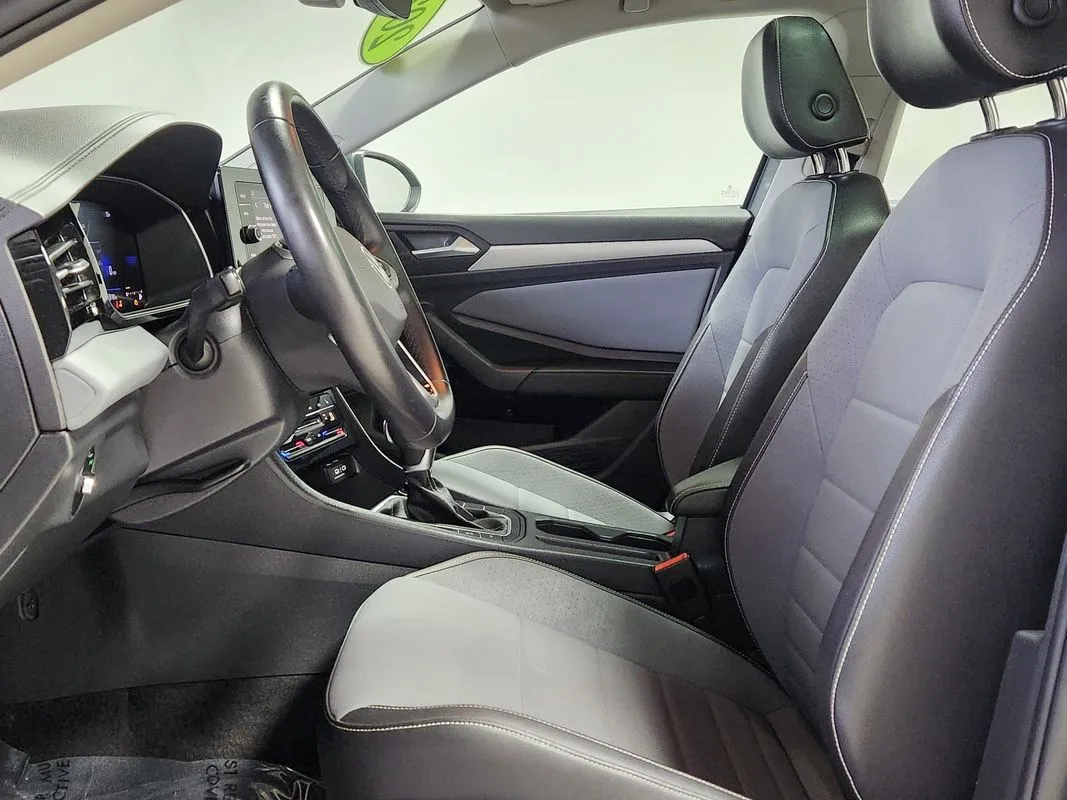 Volkswagen Jetta photo 11