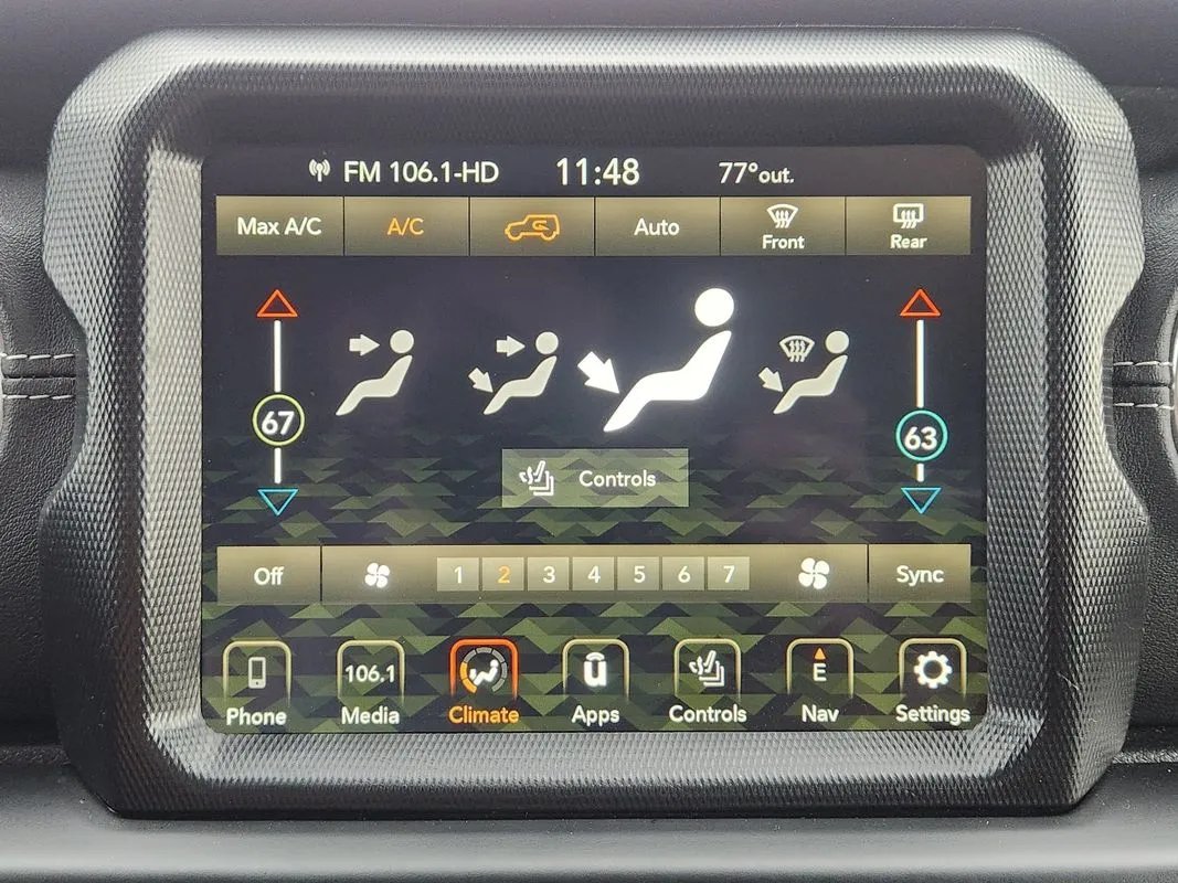 Jeep Wrangler photo 20