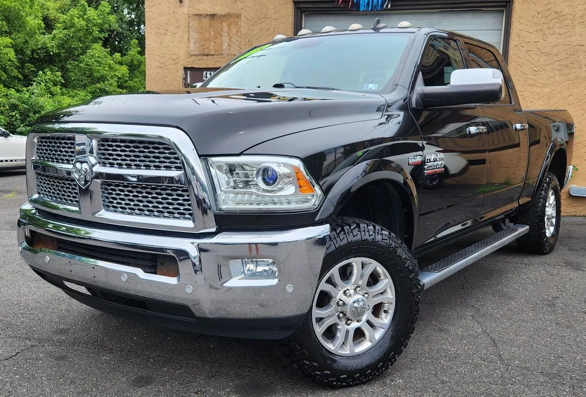 2018 Ram 2500 Laramie Crew Cab 4x4 6'4" Box