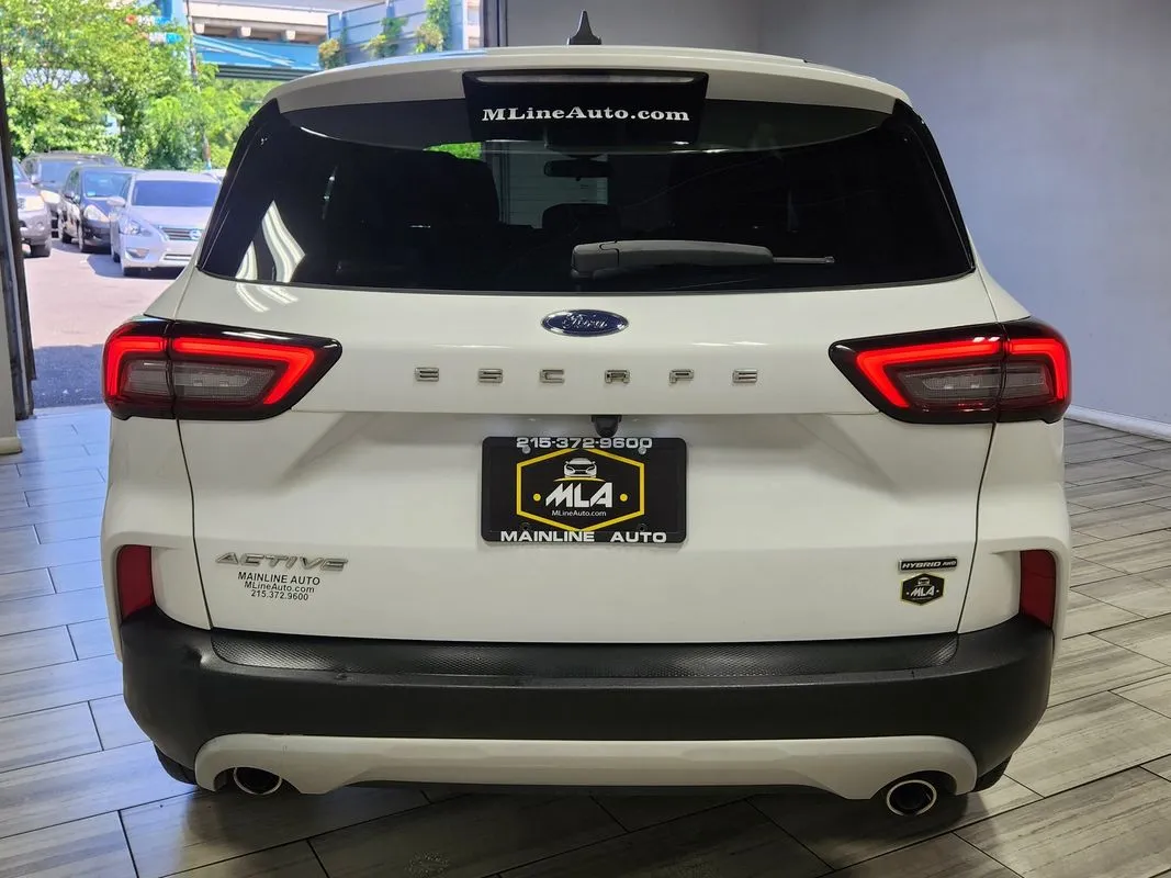 More photos of 2023 Ford Escape Active at Torresdale Ave, PA