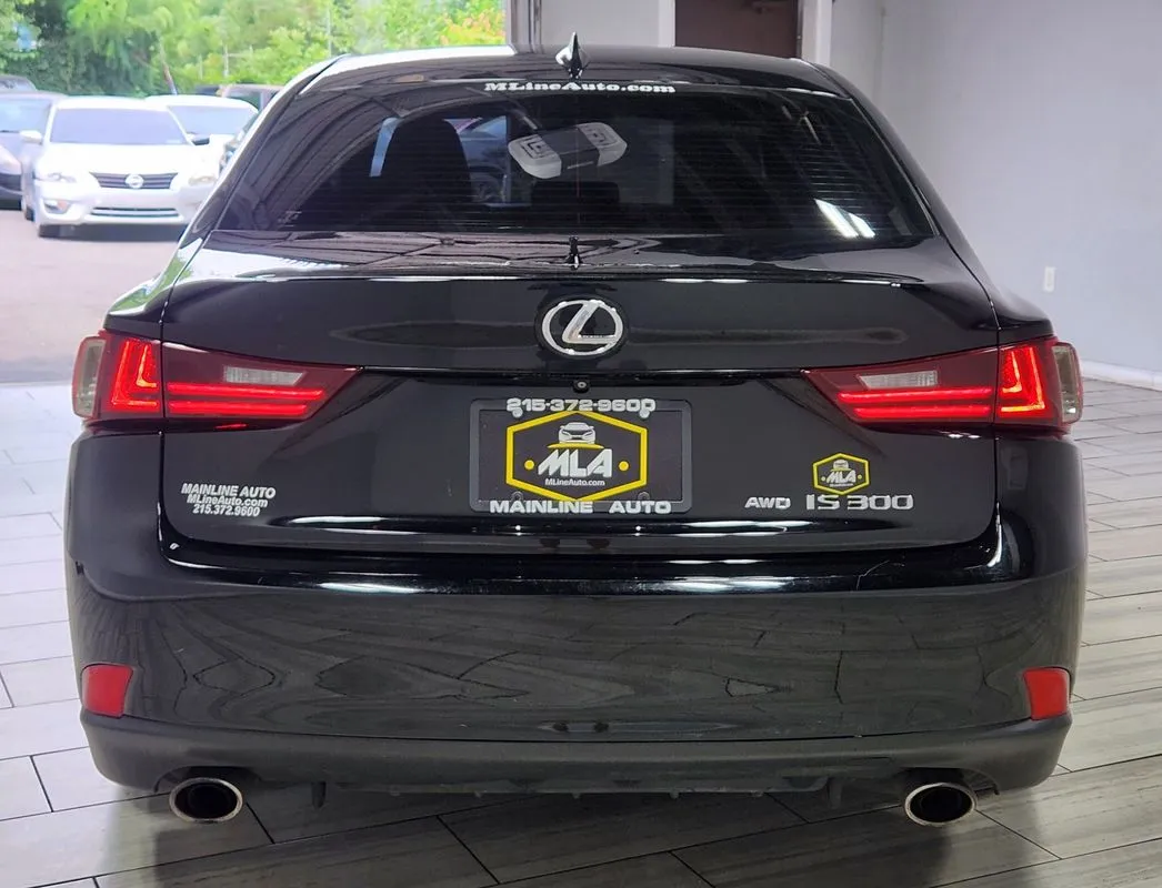 More photos of 2016 Lexus IS 300 at Torresdale Ave, PA