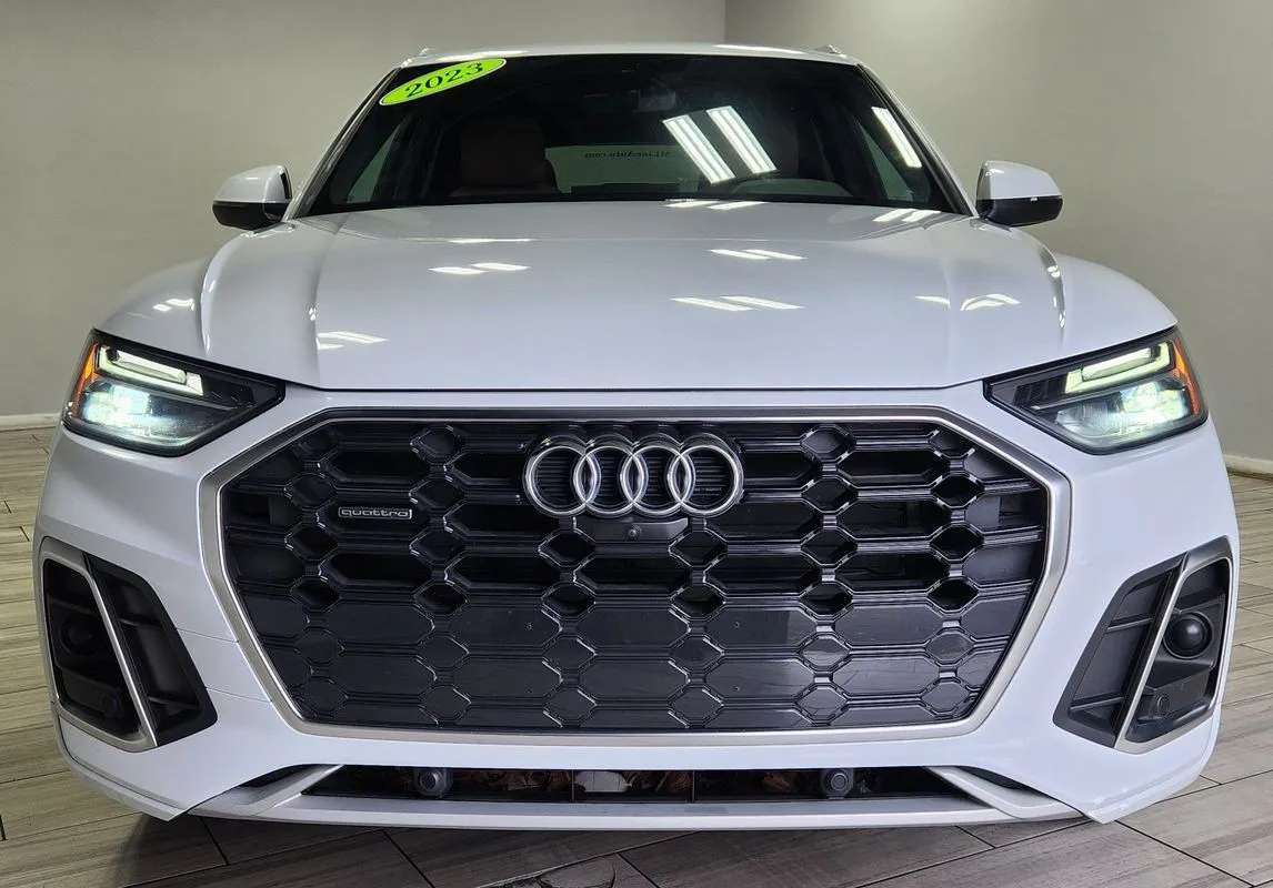 Audi Q5 photo 8