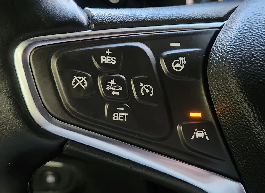 Chevrolet Equinox photo 18