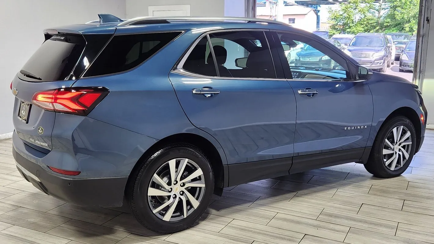 More photos of 2024 Chevrolet Equinox AWD Premier at Torresdale Ave, PA