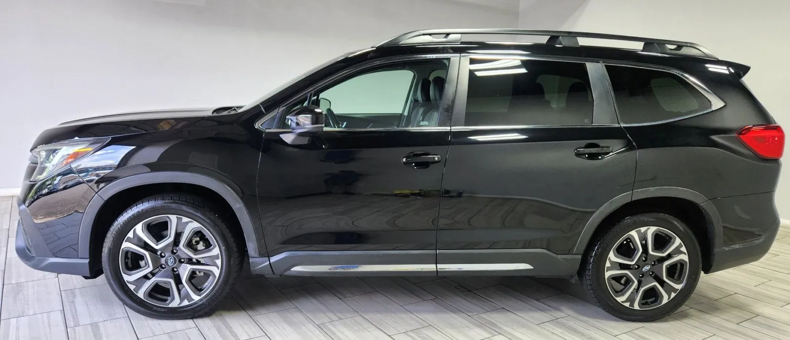 Photos of 2024 Subaru Ascent Limited 7-Passenger for sale in Philadelphia, PA at Torresdale Ave