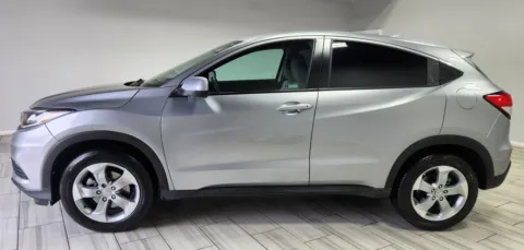 Photos of 2019 Honda HR-V LX for sale in Philadelphia, PA at Torresdale Ave