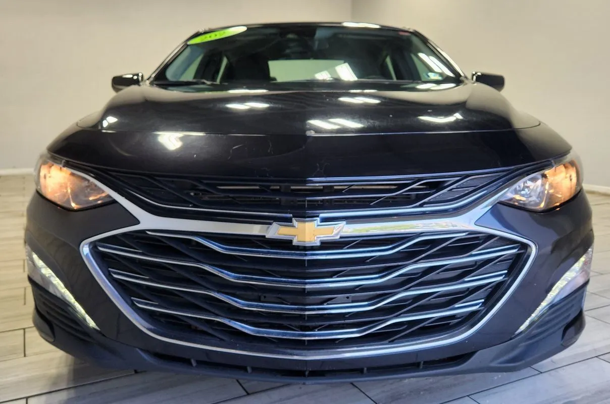 Chevrolet Malibu photo 8
