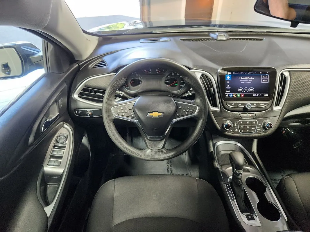 Chevrolet Malibu photo 16