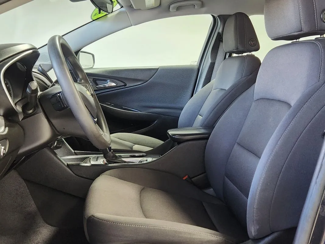 Chevrolet Malibu photo 11