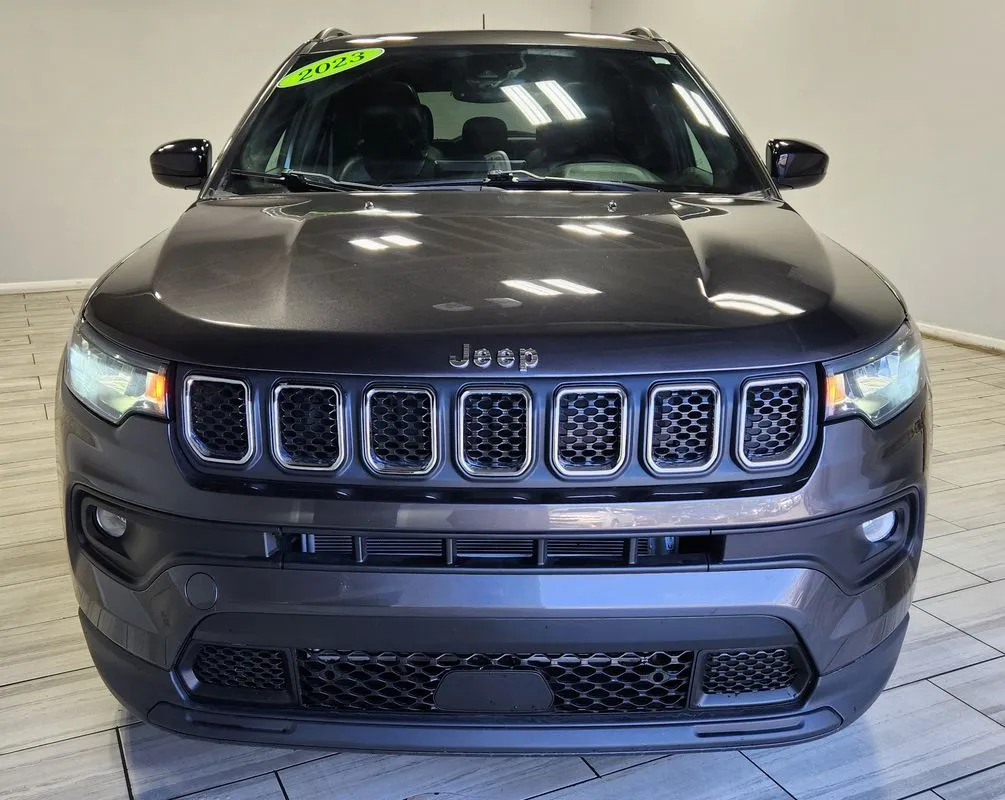 Jeep Compass photo 8