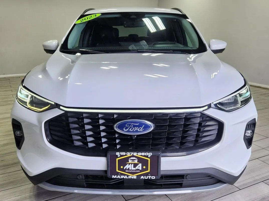 Ford Escape photo 8