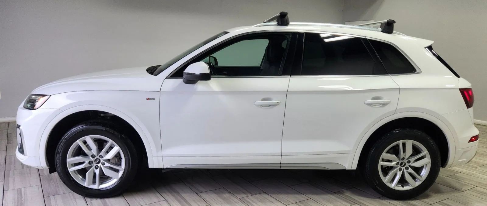 Photos of 2022 Audi Q5 Premium 45 TFSI S line quattro S tronic for sale in Philadelphia, PA at Torresdale Ave