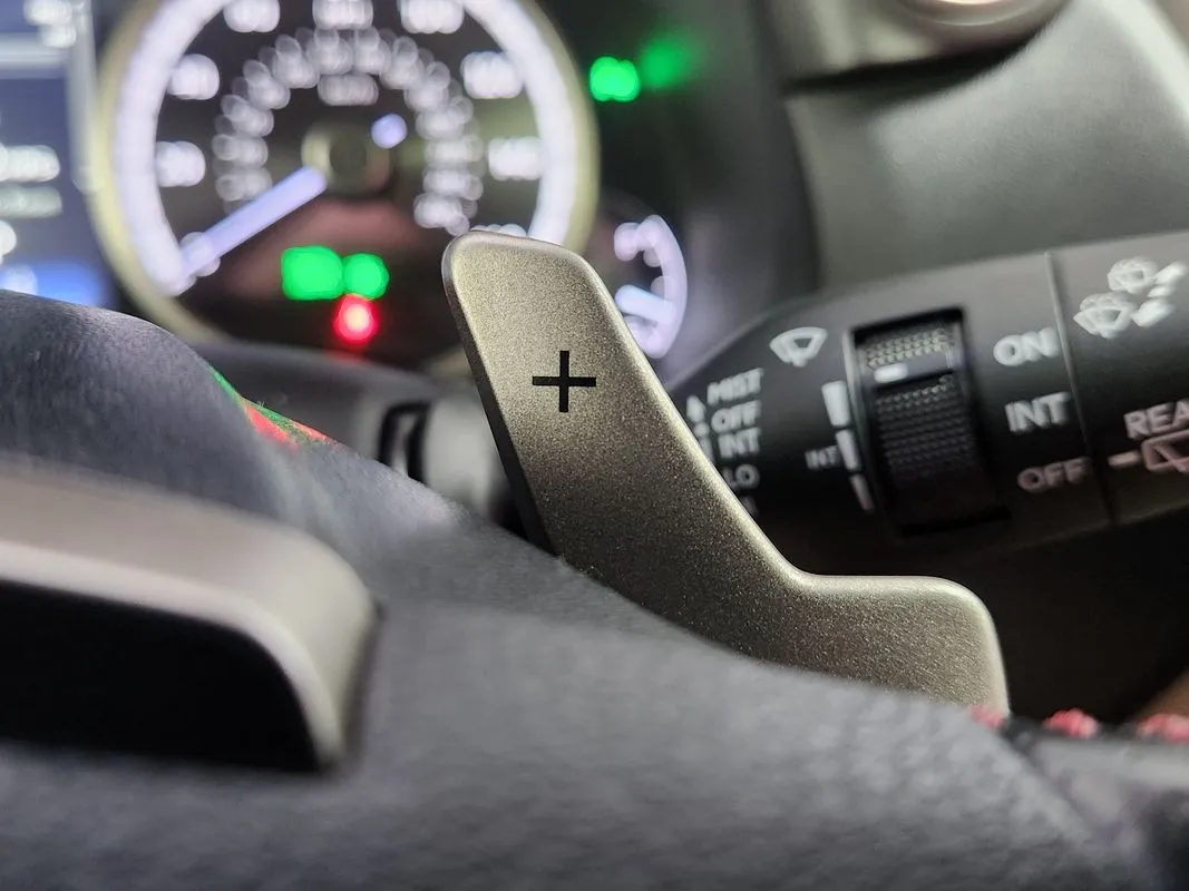 Lexus NX photo 19