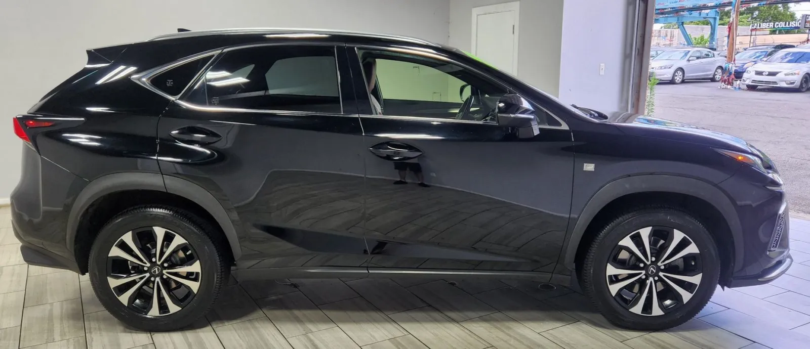 Lexus NX photo 6