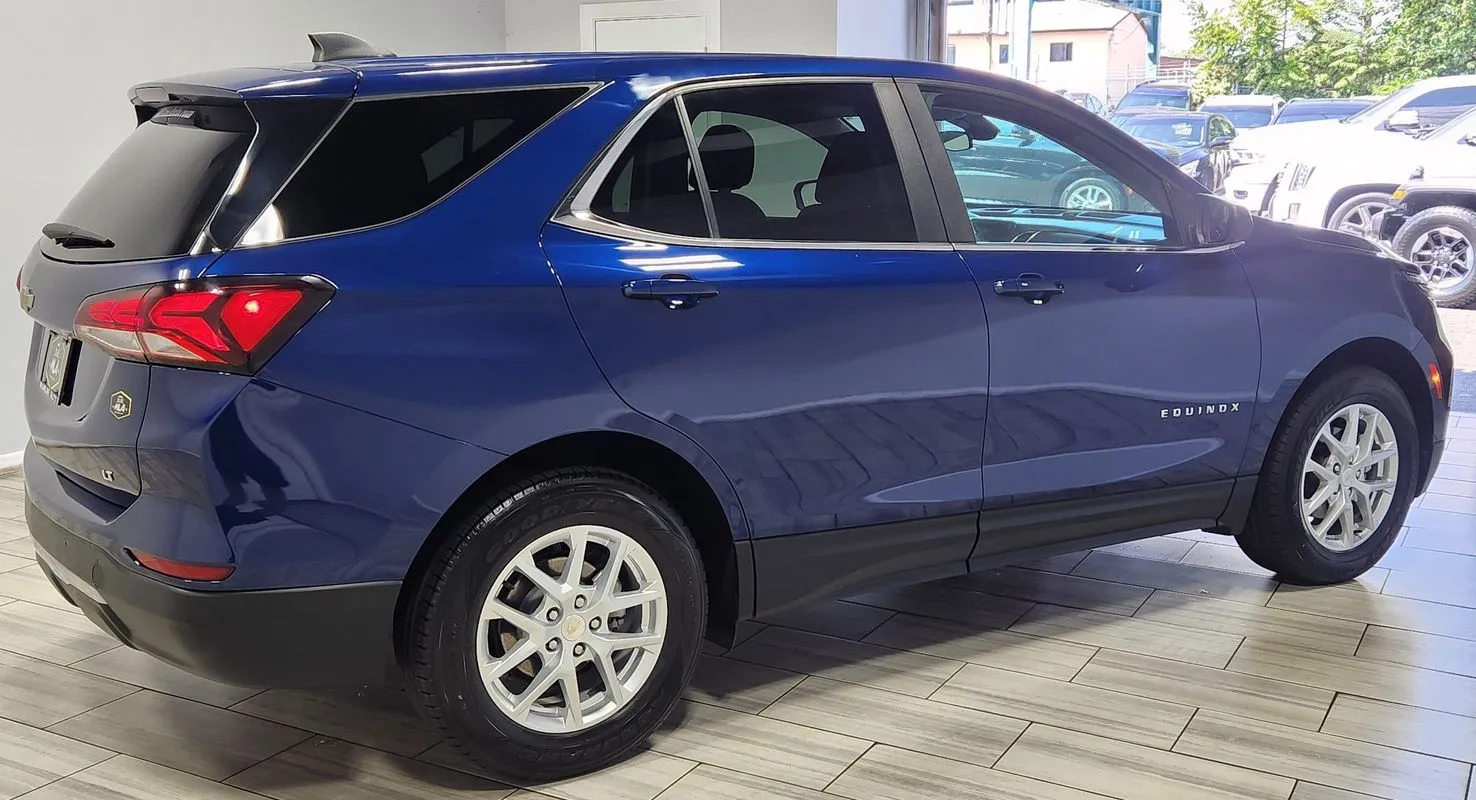 More photos of 2022 Chevrolet Equinox FWD LT at Torresdale Ave, PA
