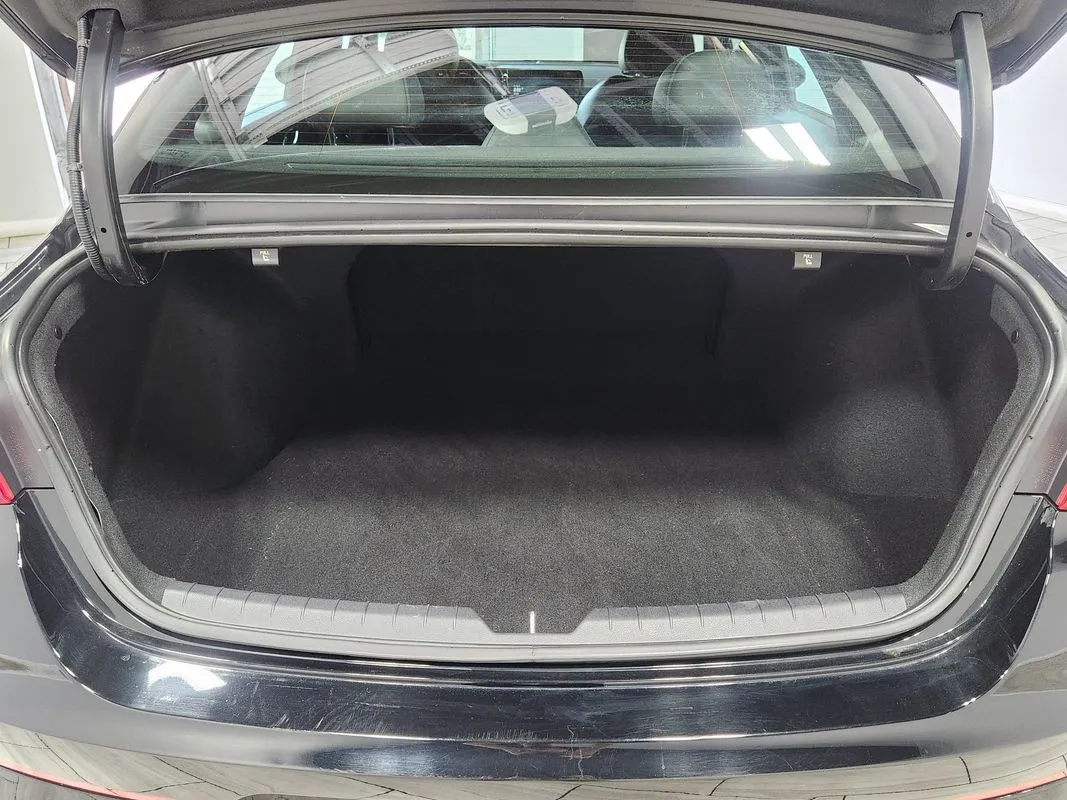 Kia K5 photo 14