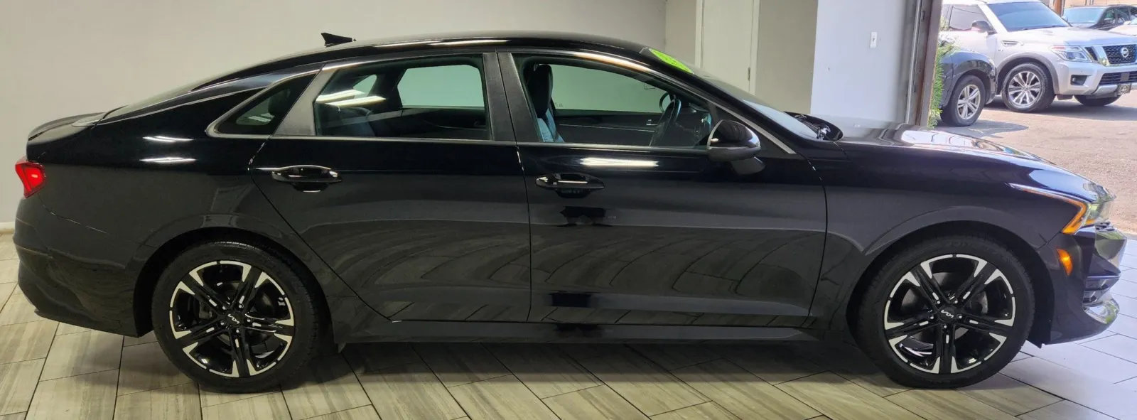 Kia K5 photo 6