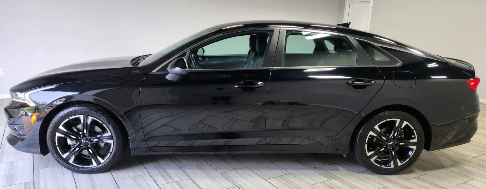 Photos of 2023 Kia K5 GT-Line for sale in Philadelphia, PA at Torresdale Ave