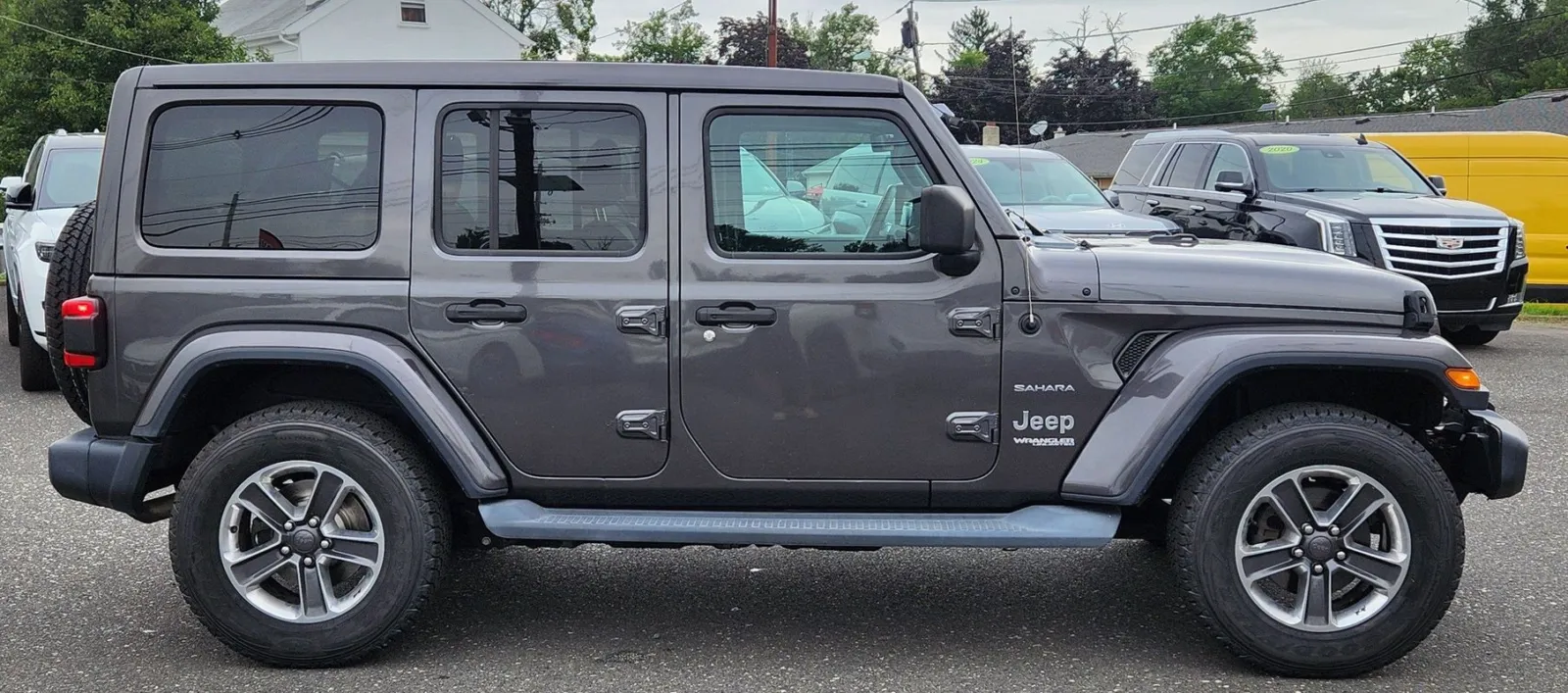 Jeep Wrangler photo 6