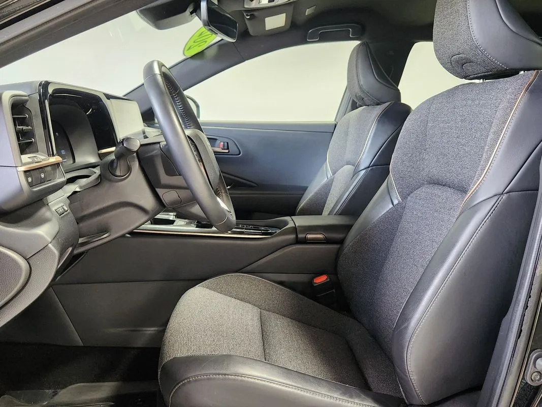 Toyota Crown photo 11