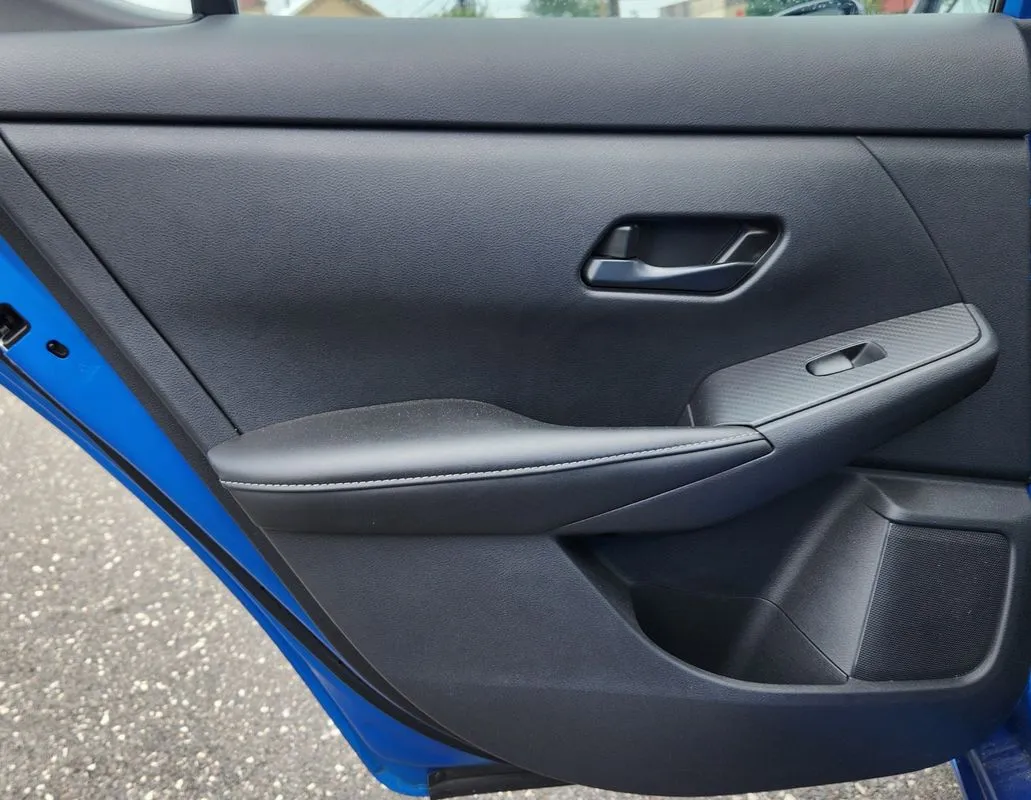 Nissan Sentra photo 12