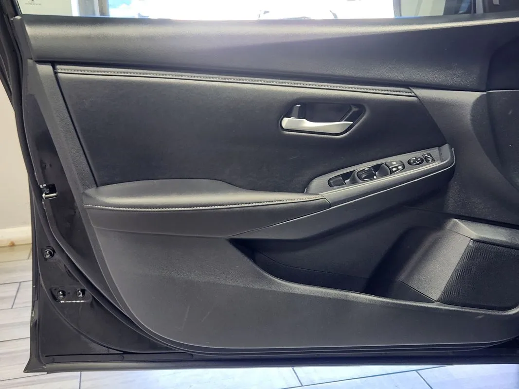 Nissan Sentra photo 10